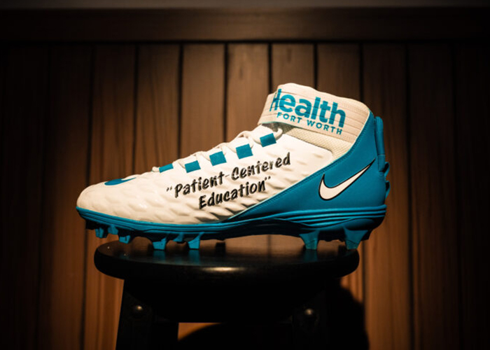 Cowboys’ Brock Hoffman honors wife’s UNT Health PA program through NFL’s ‘My Cause My Cleats’ initiative